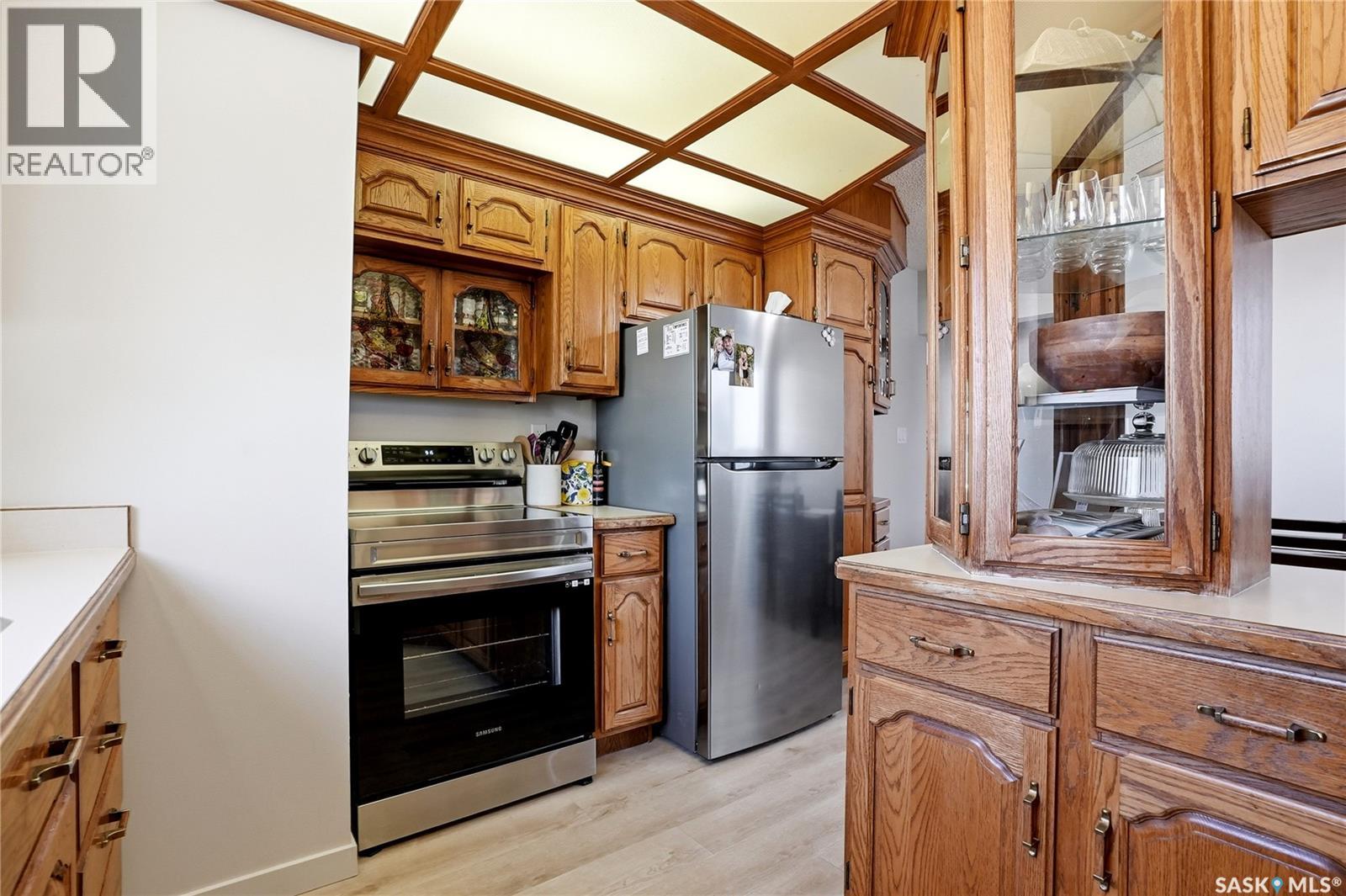 1306 6th AVENUE N - 16