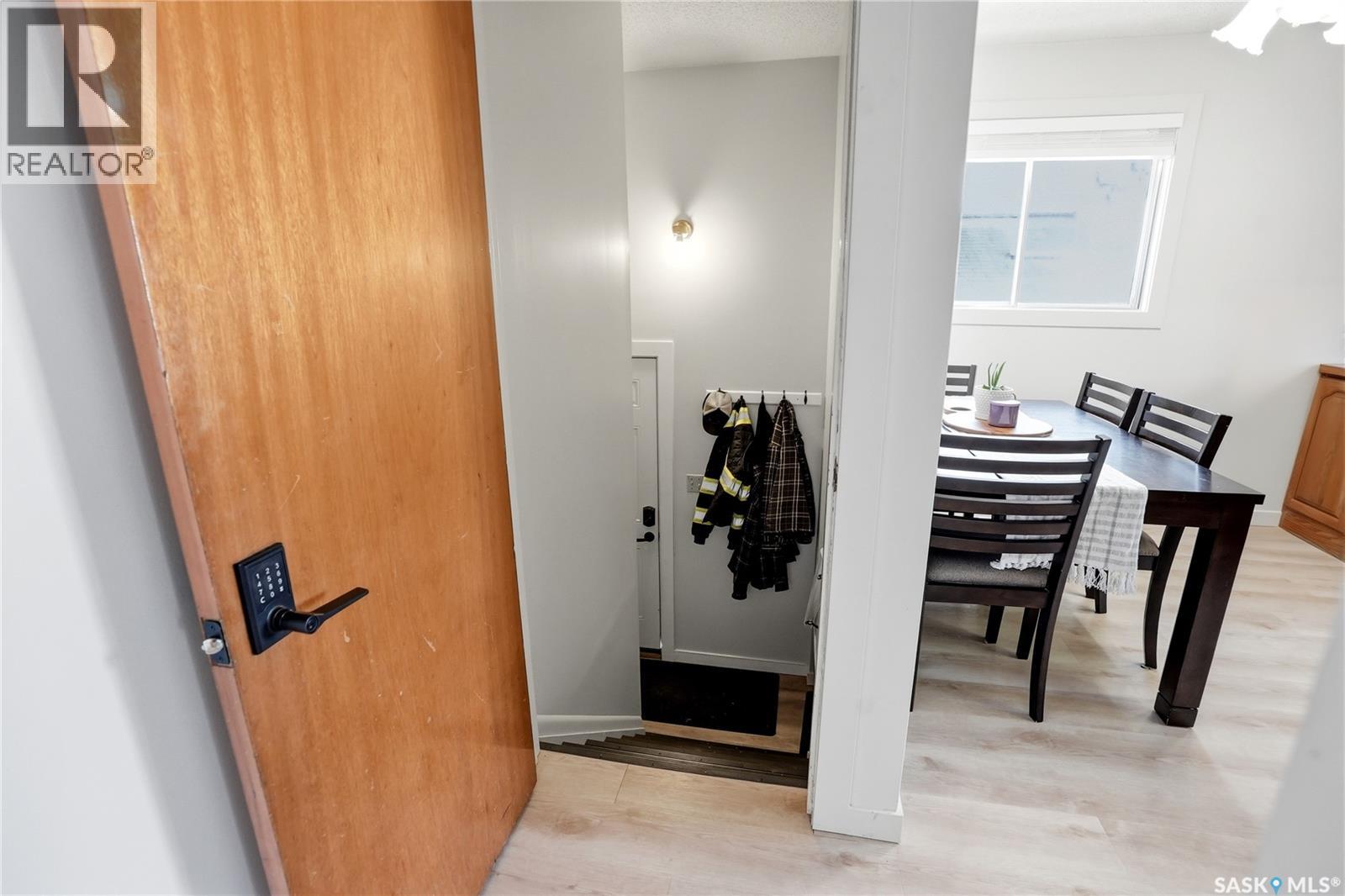 1306 6th AVENUE N - 25