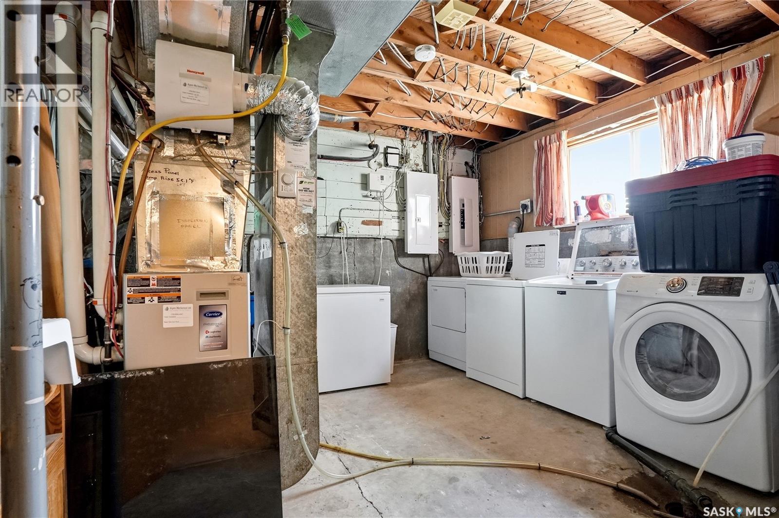1306 6th AVENUE N - 38