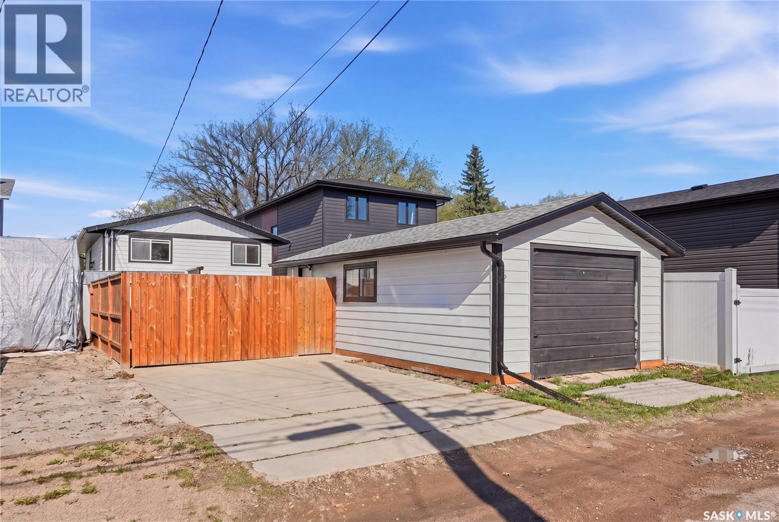 1306 6th AVENUE N - 48