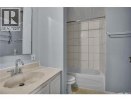 82 2nd Street, Osler, SK S0K3A0 Photo 8