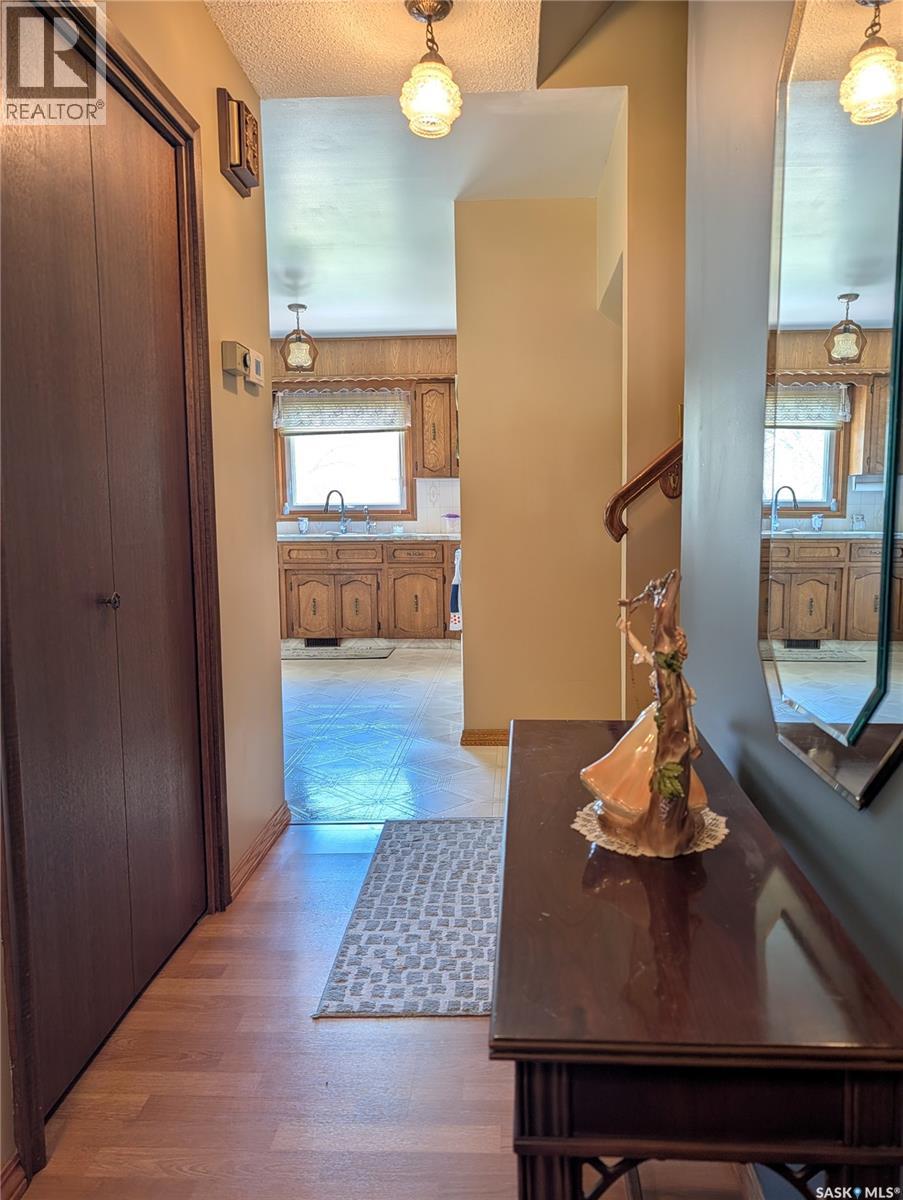 215 DALGLIESH DRIVE - Image 3