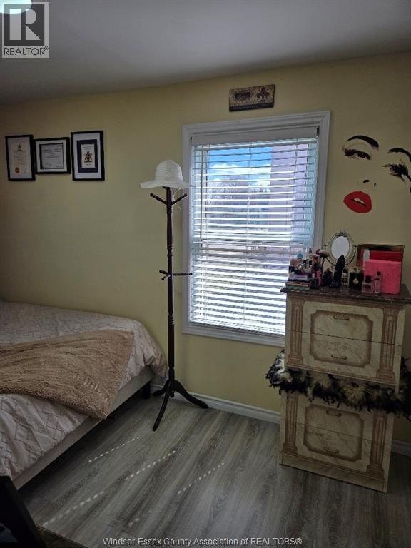 1175 CAMPBELL - 19