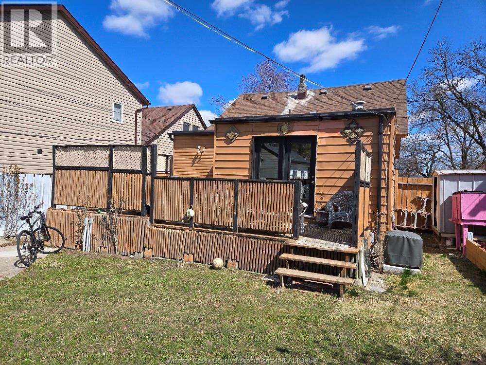 1175 CAMPBELL - 27