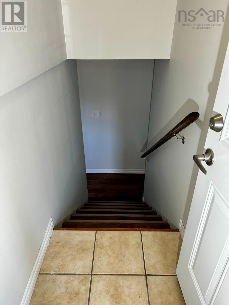 18 Jill Street W, Milne Subdivision - 3