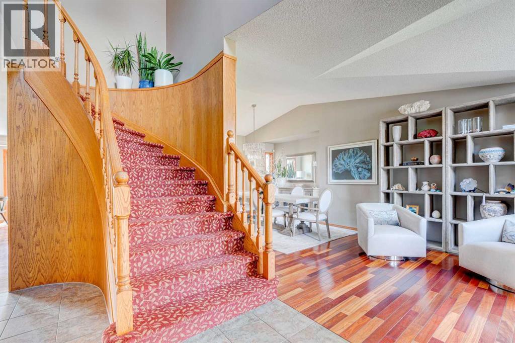 210 Hawkville Close NW - 22