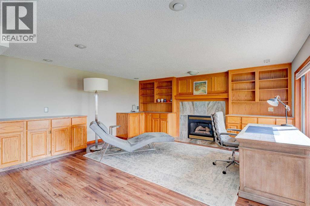 210 Hawkville Close NW - 37