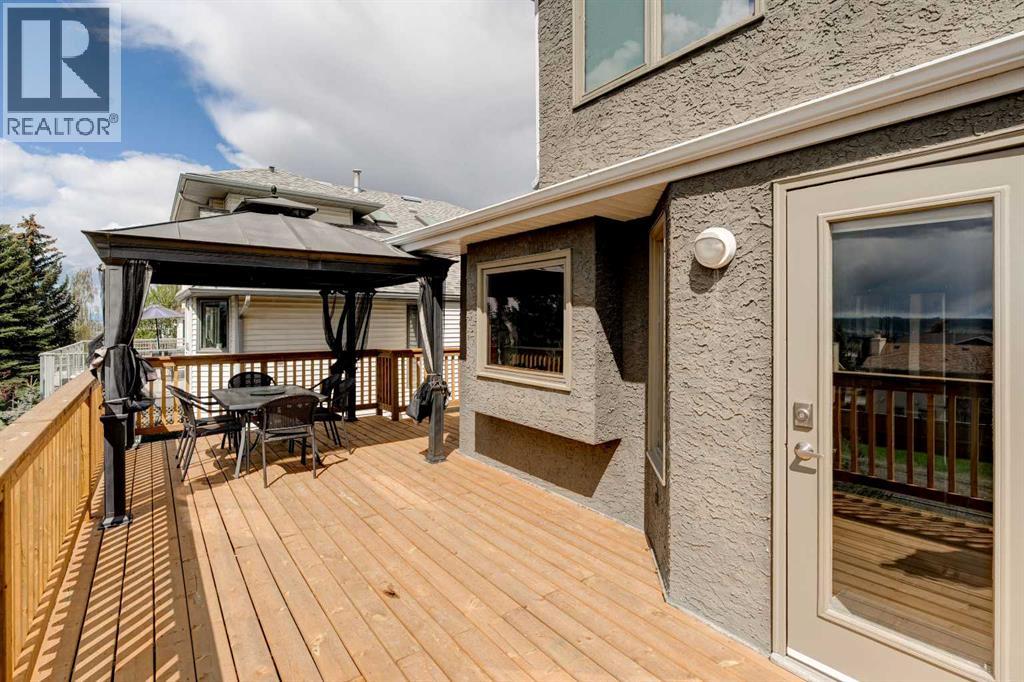 210 Hawkville Close NW - 43