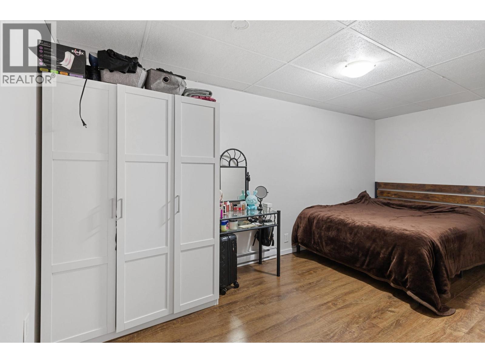 7491 SOUTHRIDGE AVENUE - 26