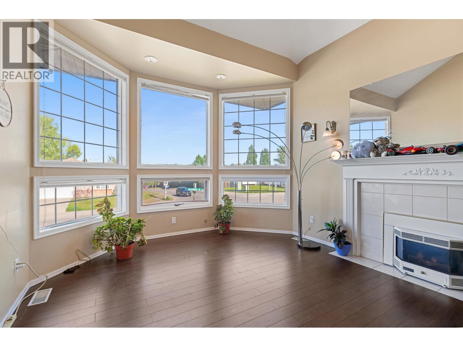 7491 SOUTHRIDGE AVENUE - 5