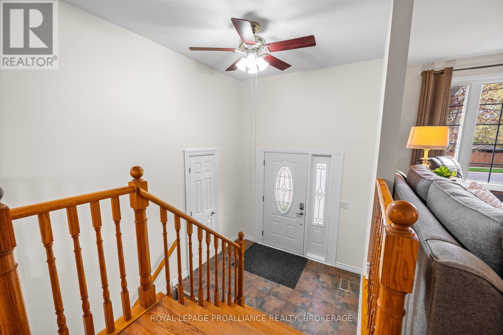 1048 PALMERSTON CRESCENT - 19