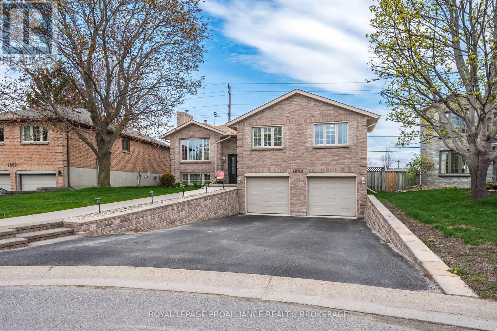 1048 PALMERSTON CRESCENT - Image 2