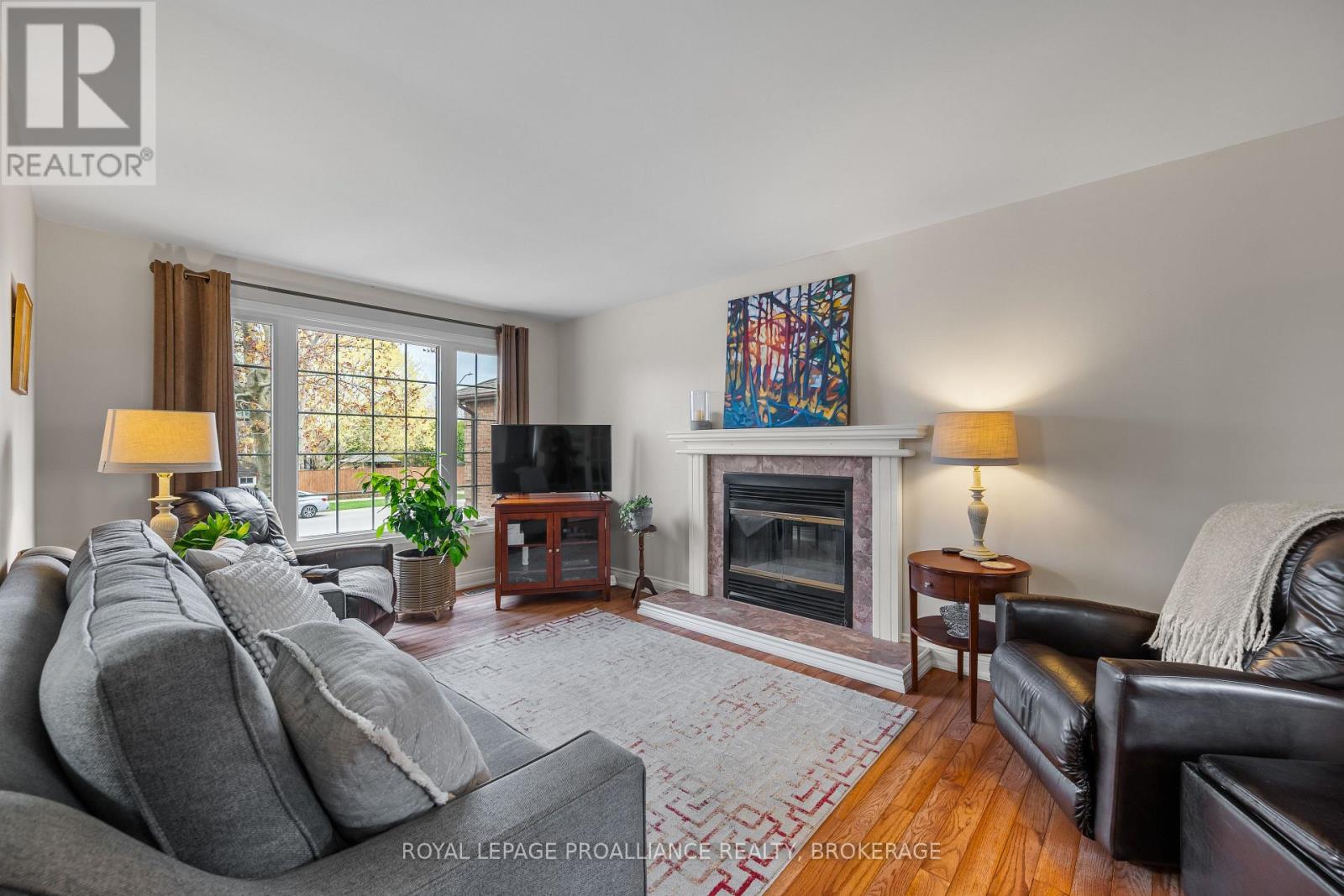 1048 PALMERSTON CRESCENT - 20