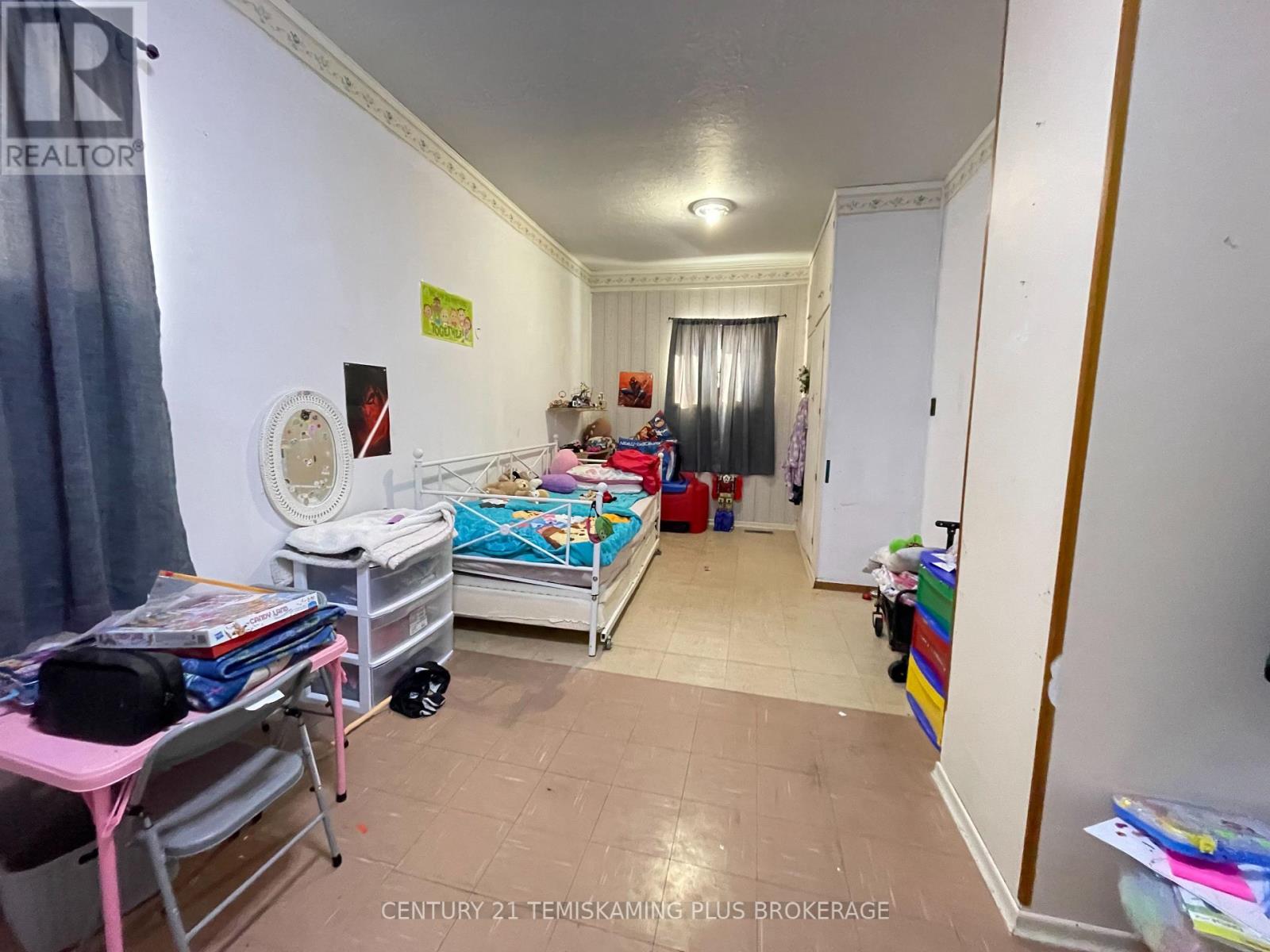 230 MAY STREET - 13