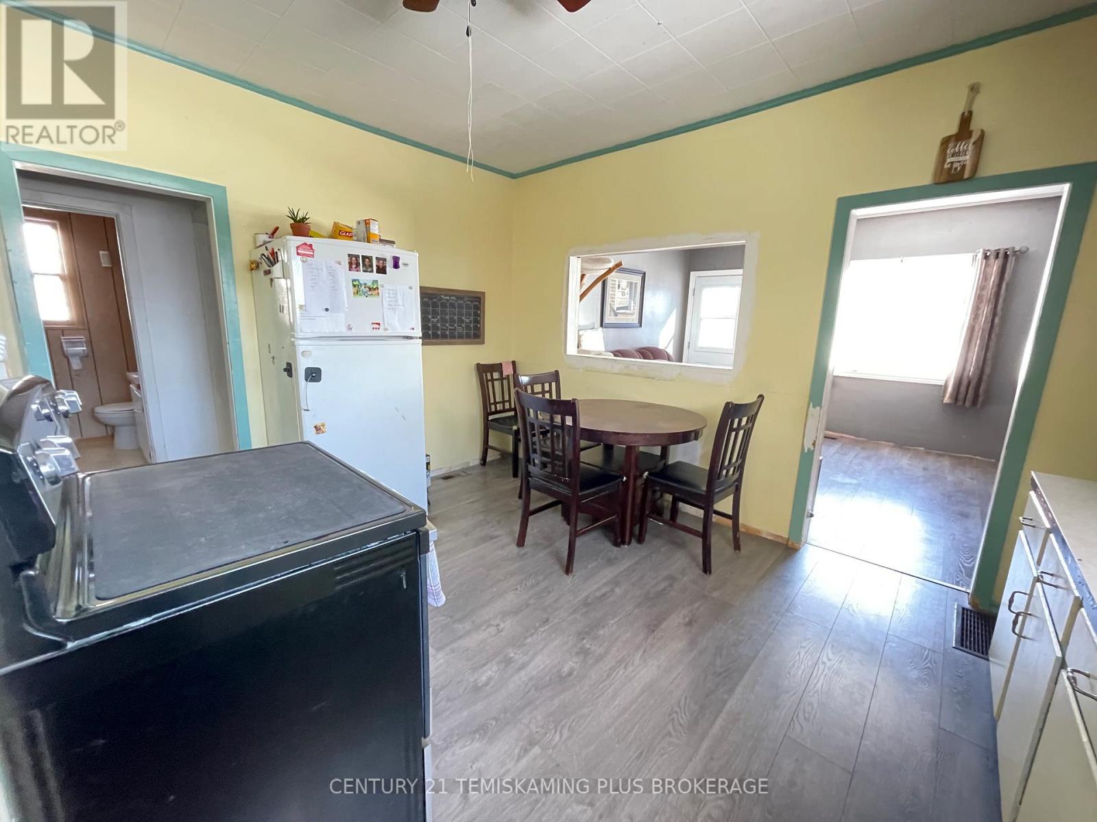 230 MAY STREET - 6