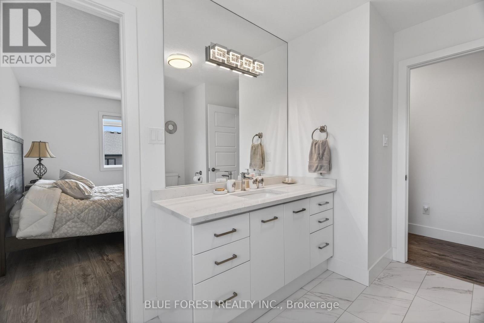 1365 SANDBAR STREET - 27