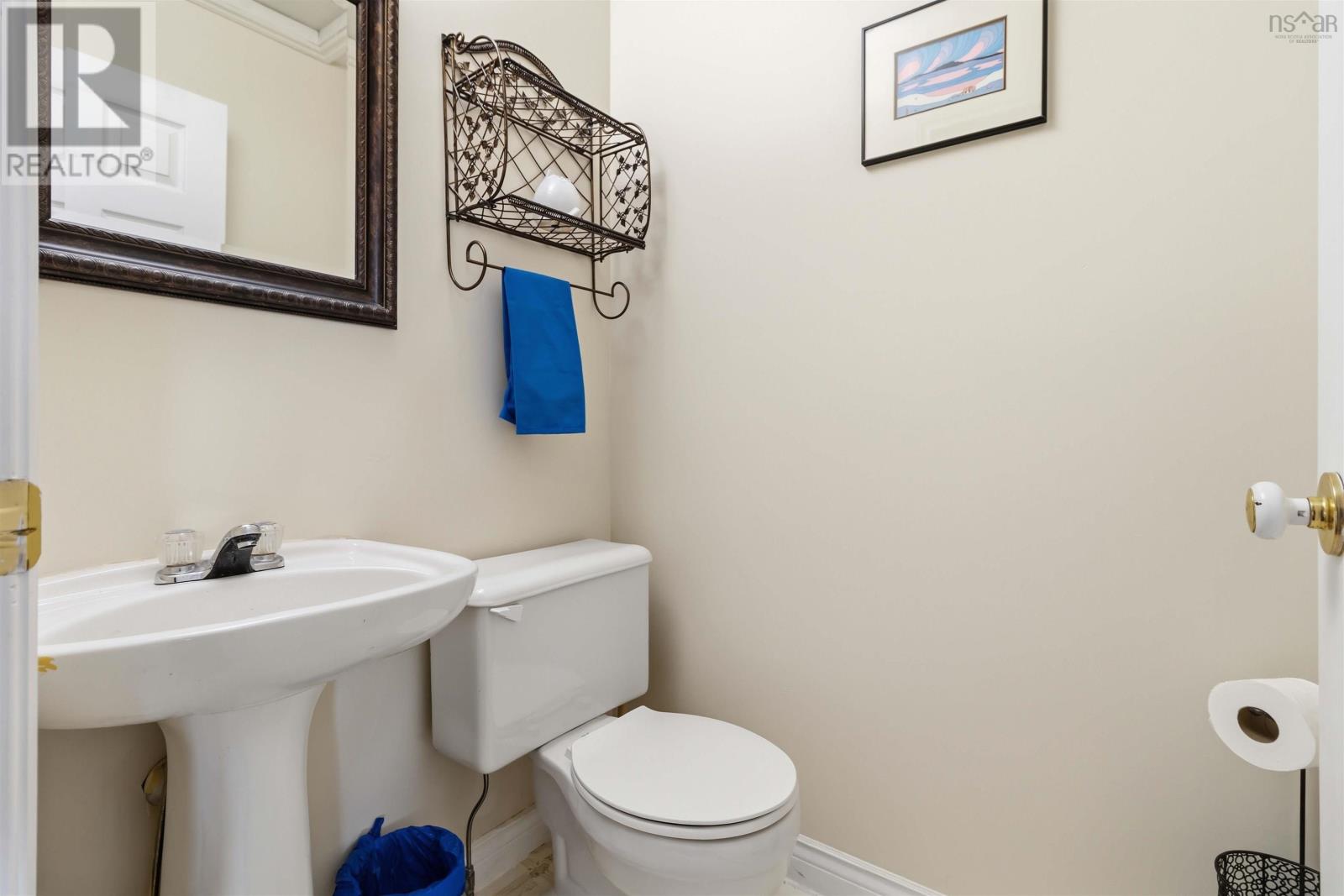 Property 20 of 27 of 22 Hewer Crescent