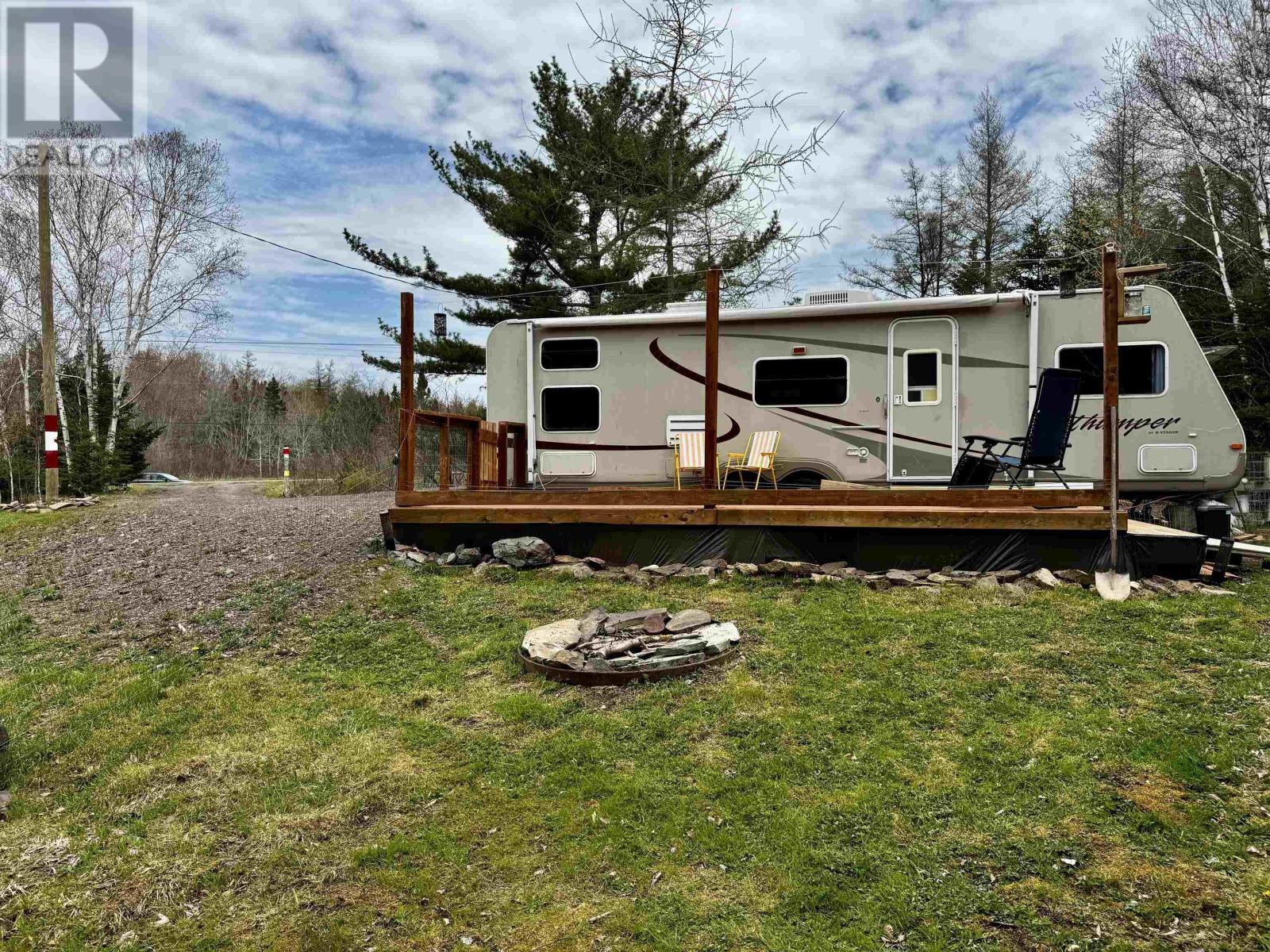 Property 8 of 16 of 7758 Highway 4