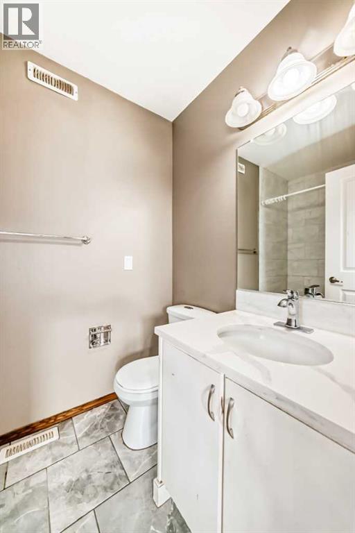 179 Hawkwood Boulevard NW - 30