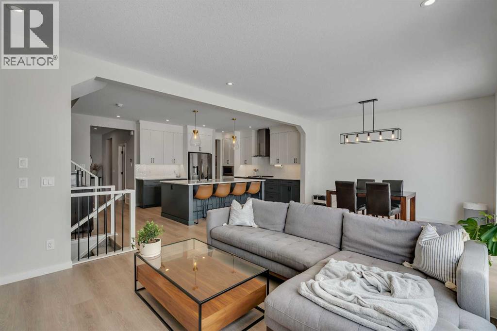 23 Savoy Terrace SE - 25