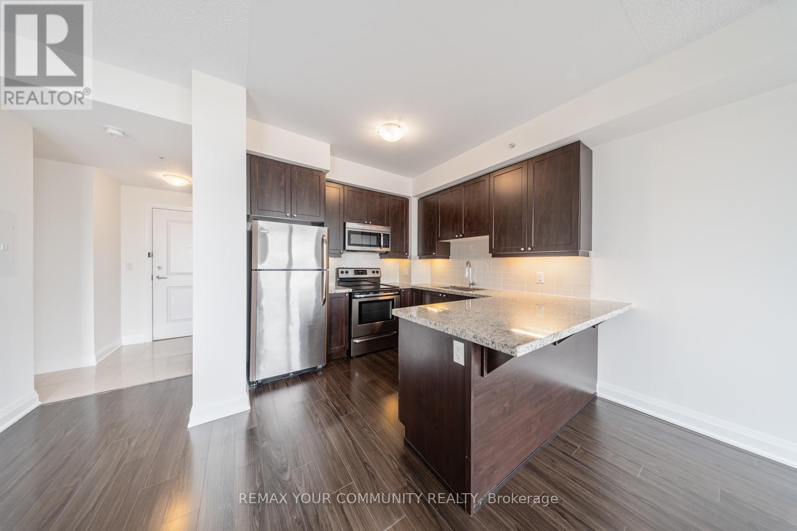 #315 24 WOODSTREAM BOULEVARD - 17