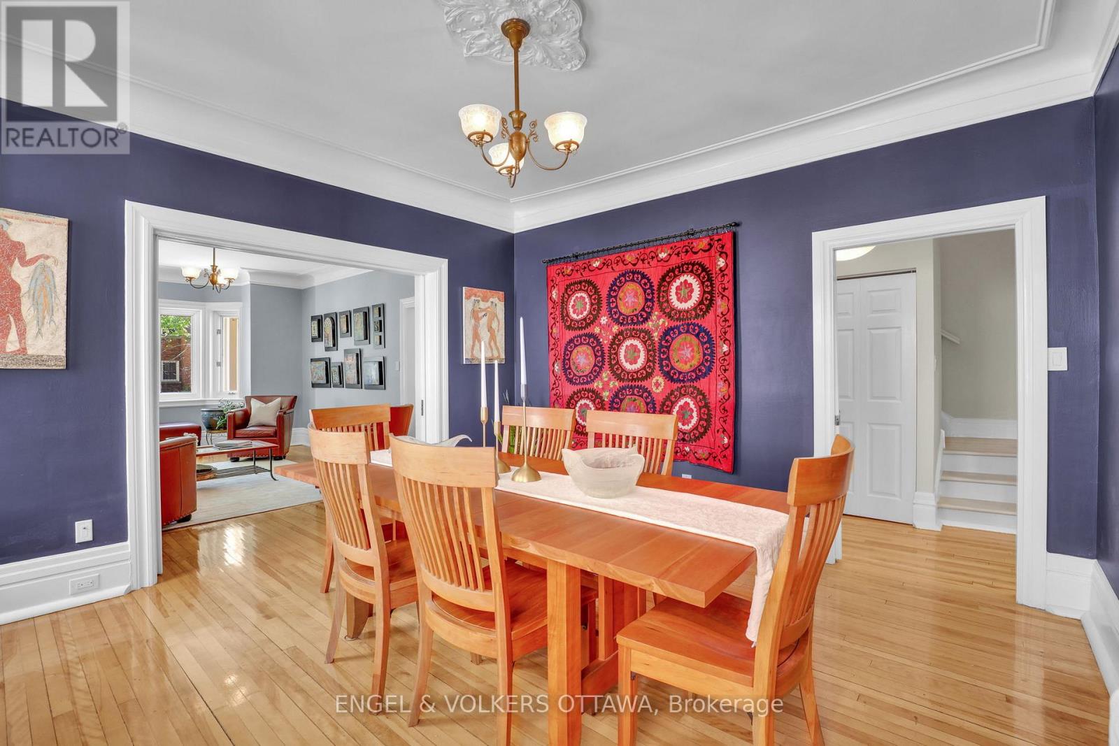 267 STEWART STREET N - 11