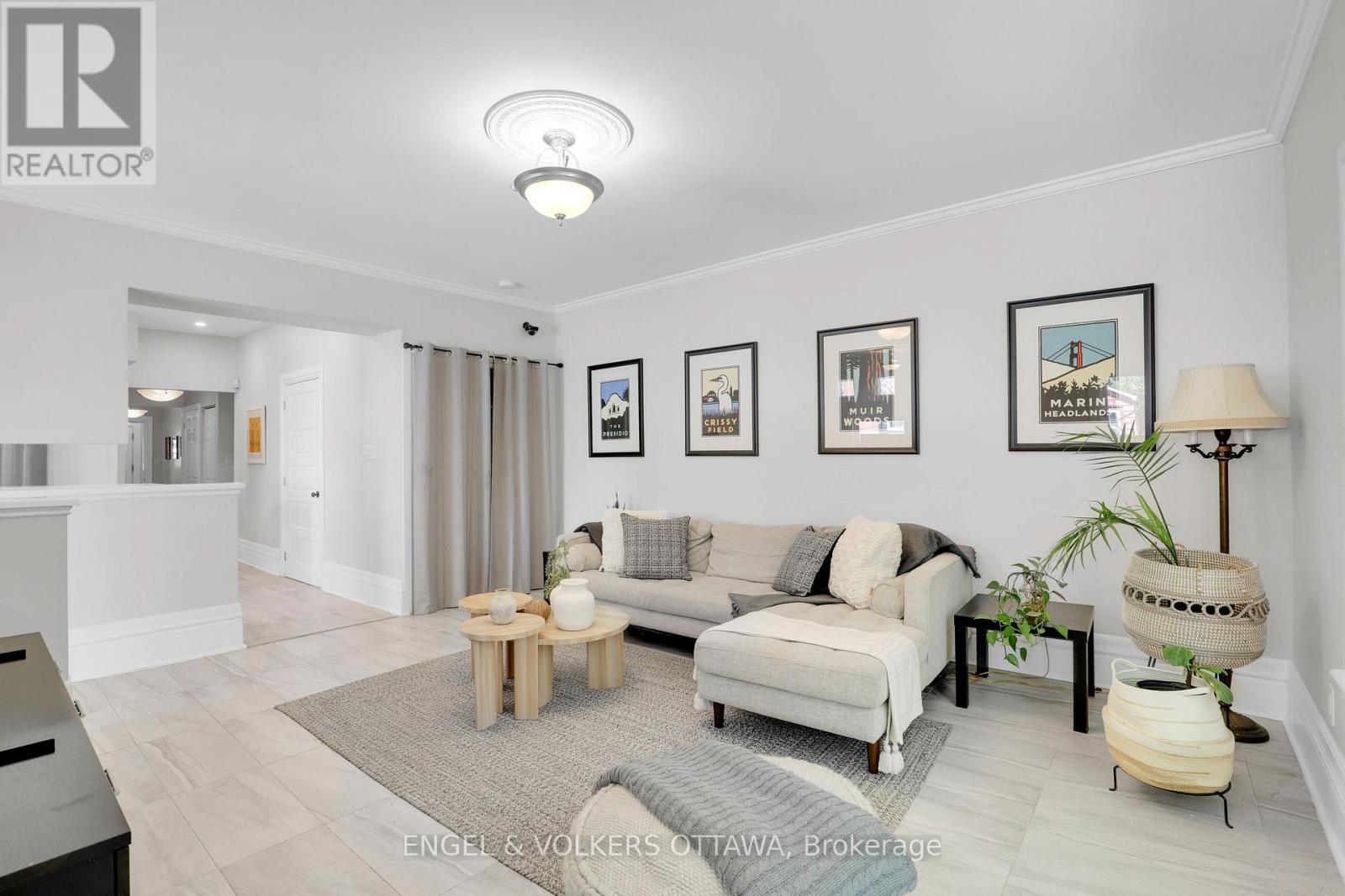 267 STEWART STREET N - 18