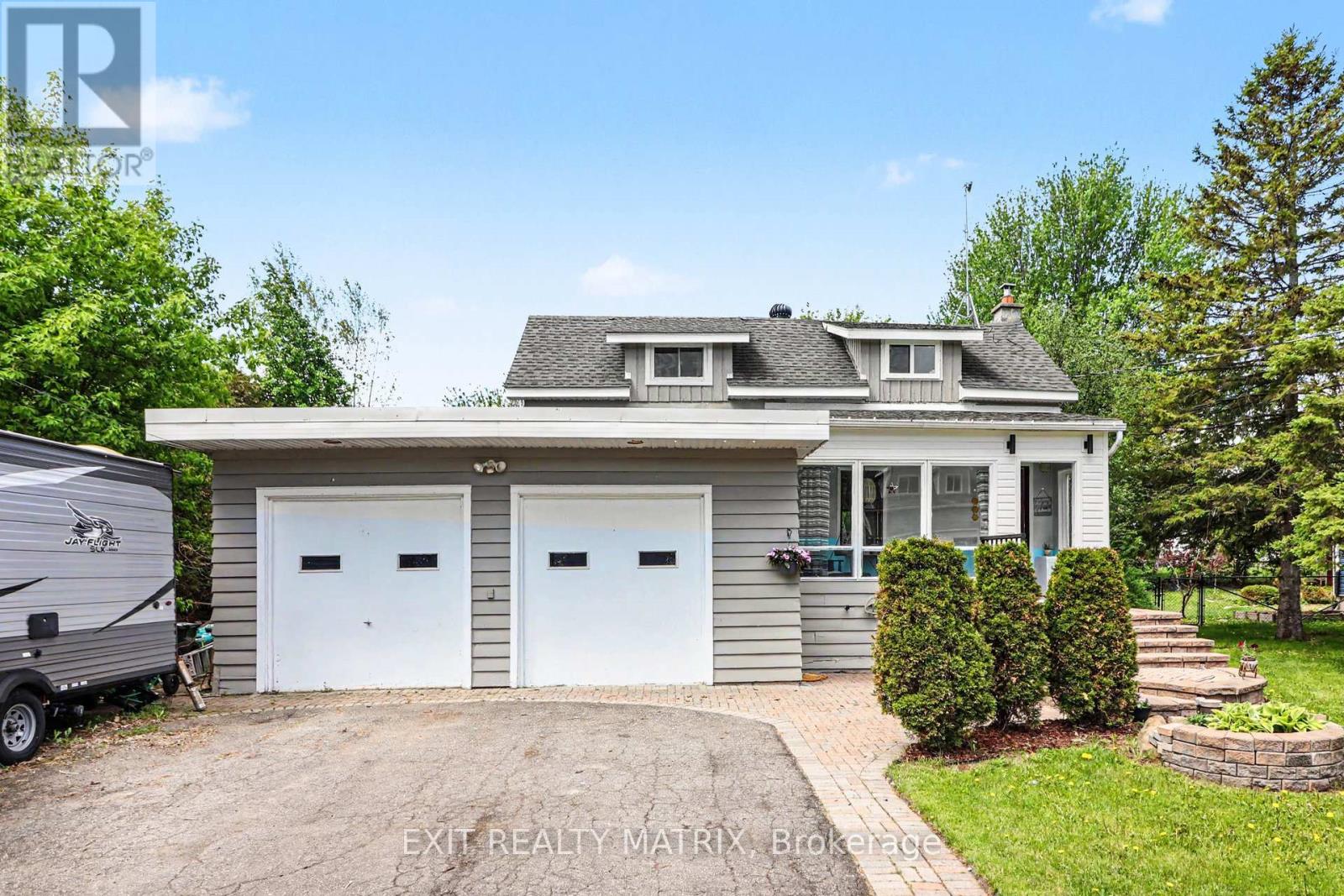 4122 BROADWAY STREET - 1
