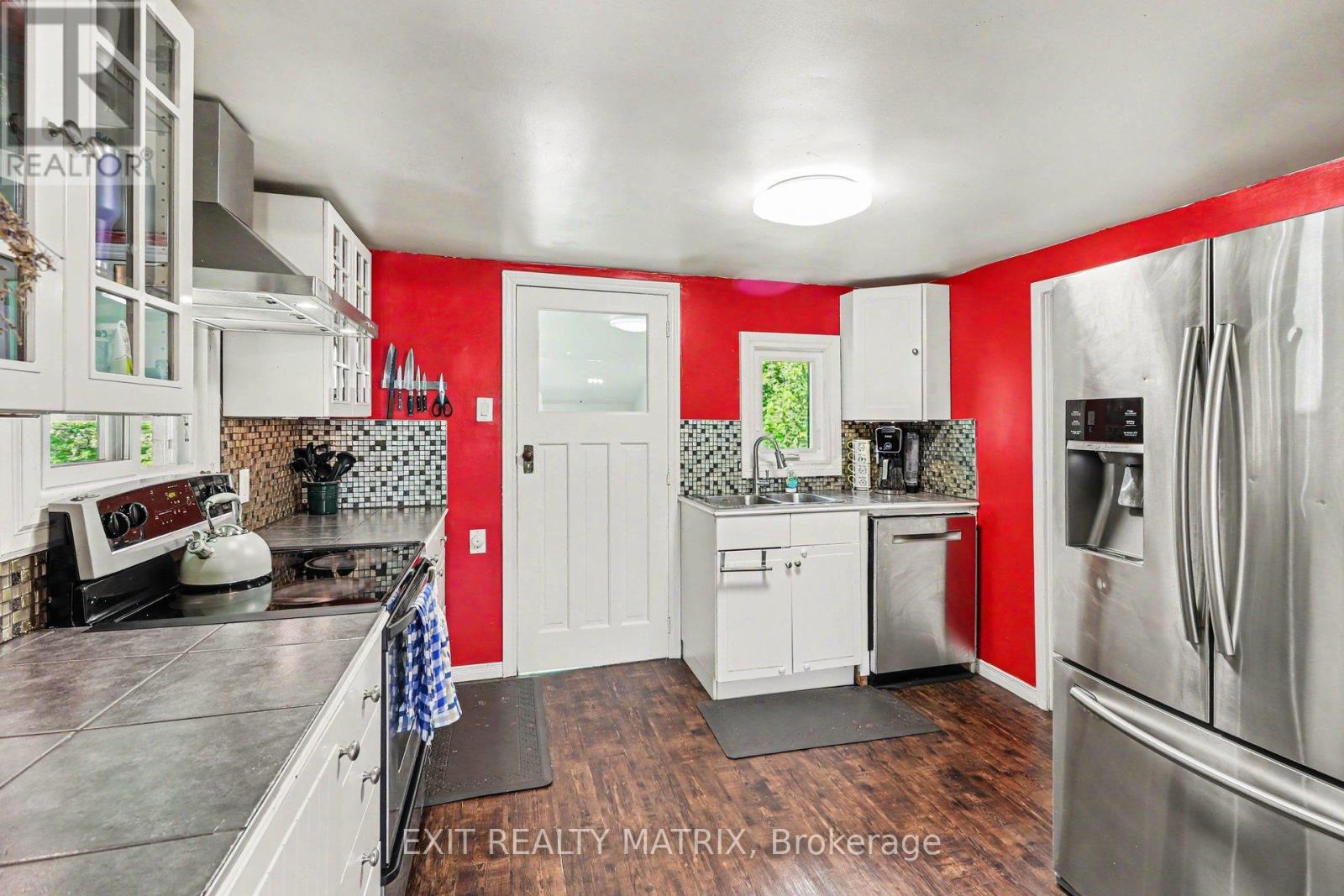 4122 BROADWAY STREET - 14
