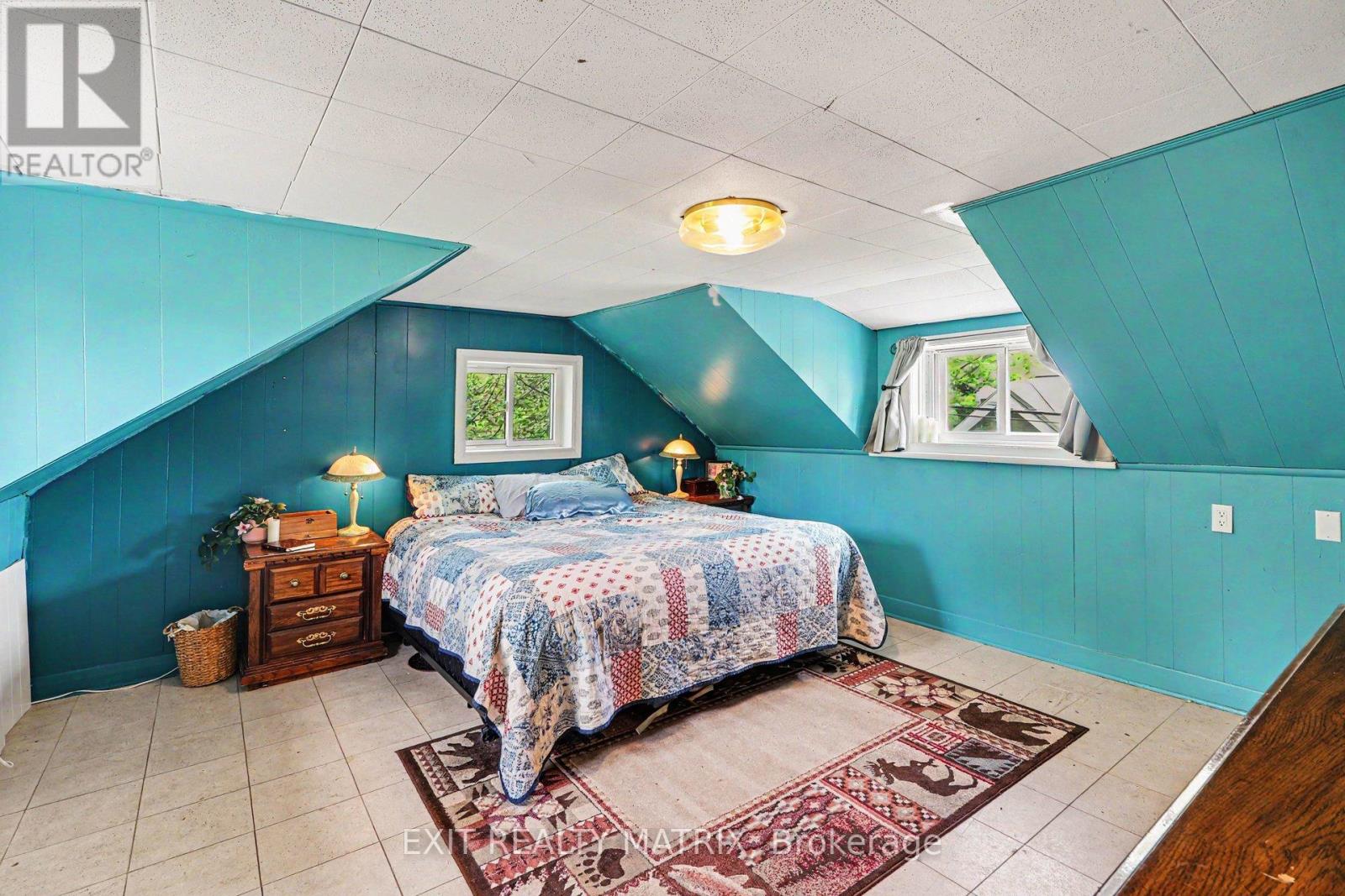 4122 BROADWAY STREET - 18