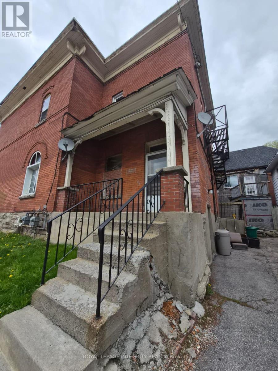 604-606 SOMERSET STREET W - 6