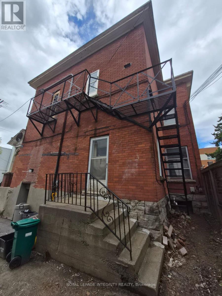 604-606 SOMERSET STREET W - 7