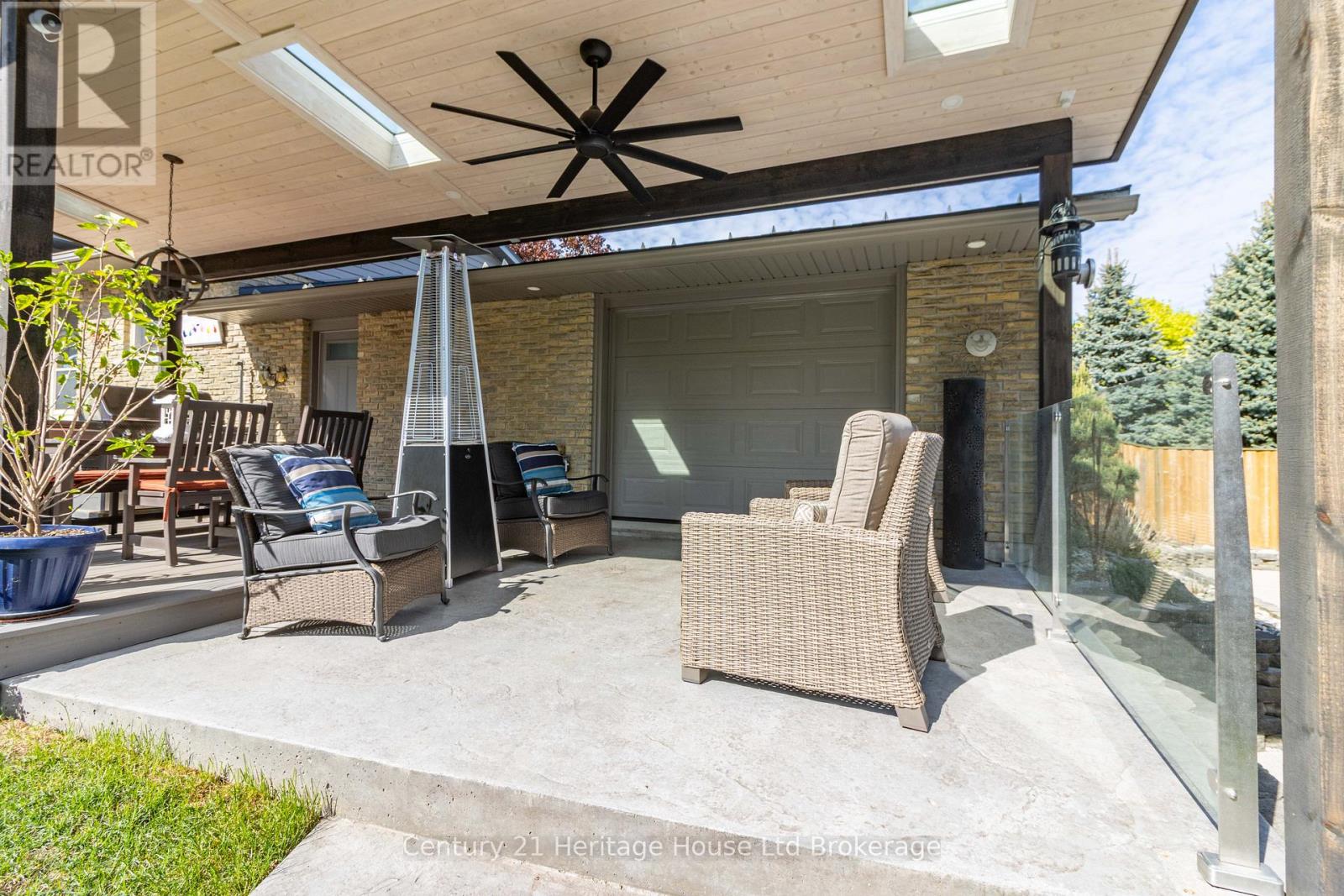 11 MILLARD STREET - 11
