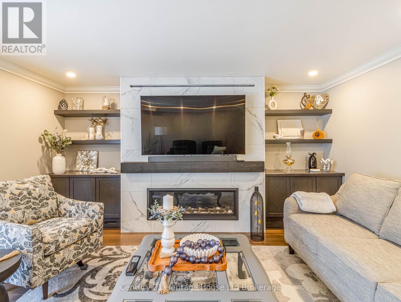 11 MILLARD STREET - 33