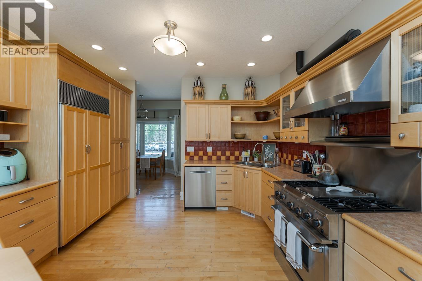 Photo 10 of 41 — 13800 BIG FIR ROAD · Prince George, BC