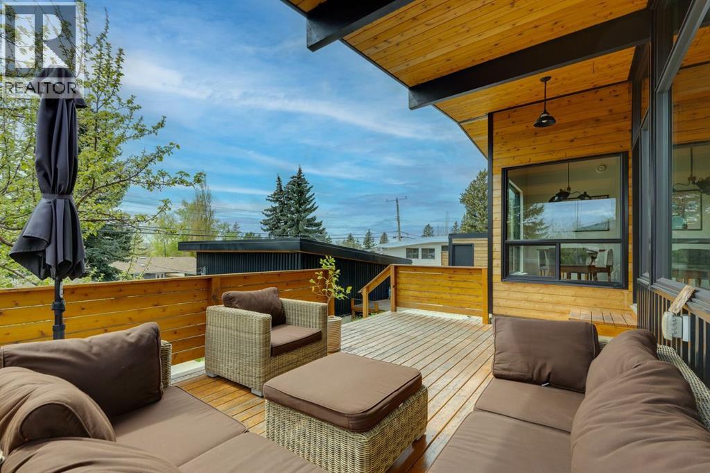 4427 Charleswood Drive NW - 38