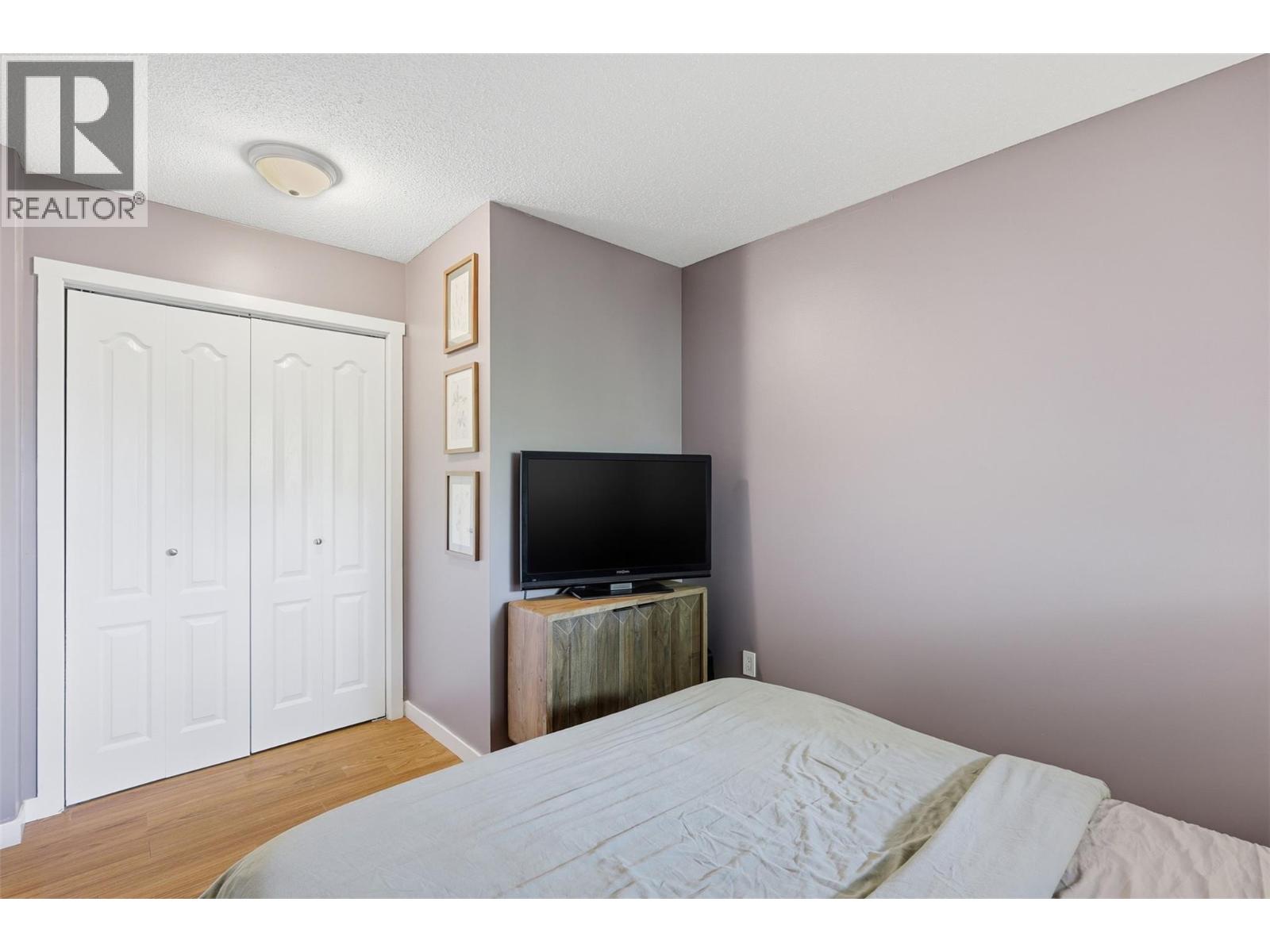 #60 1435 Summit Drive - 23