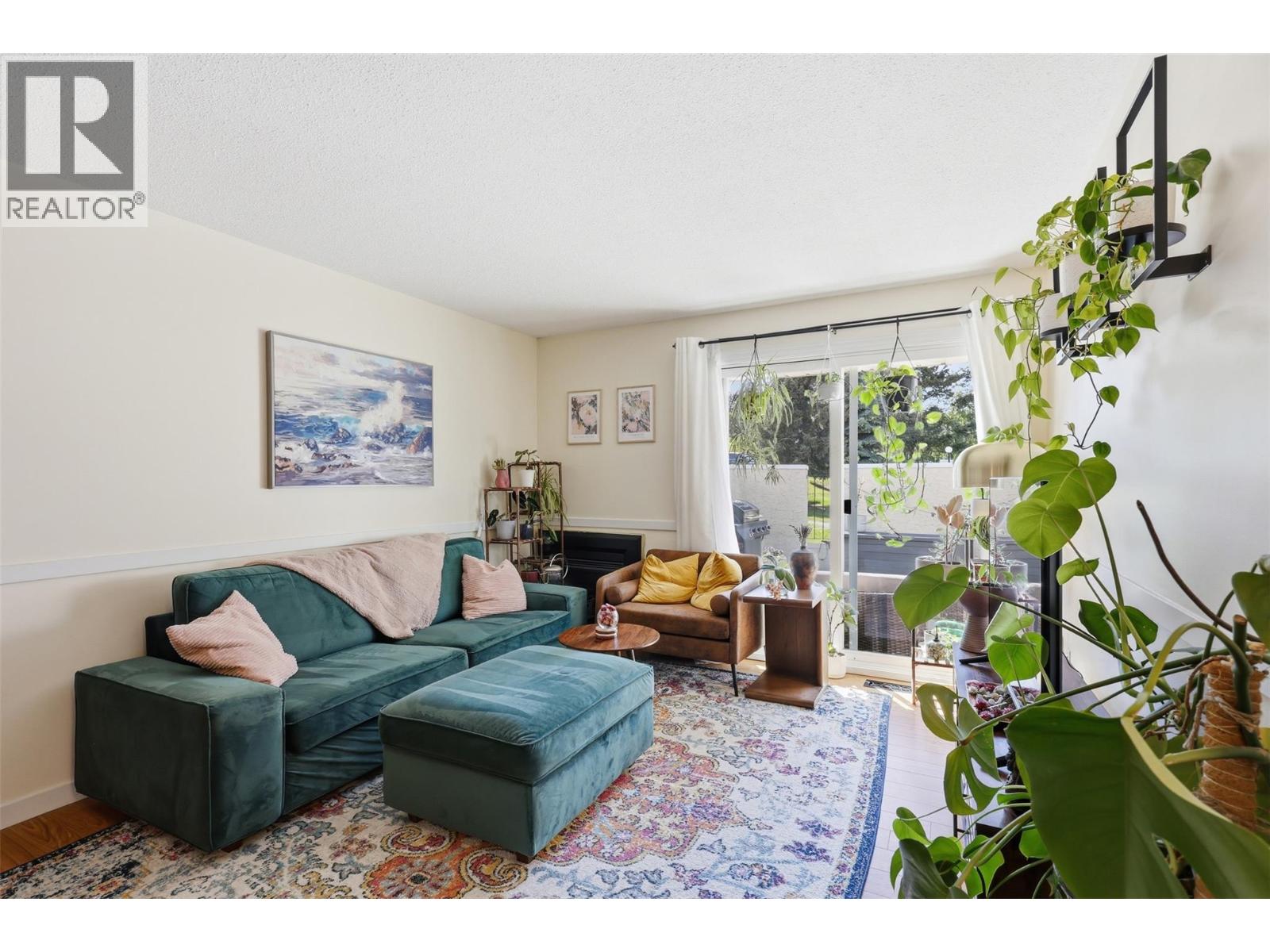 #60 1435 Summit Drive - 8