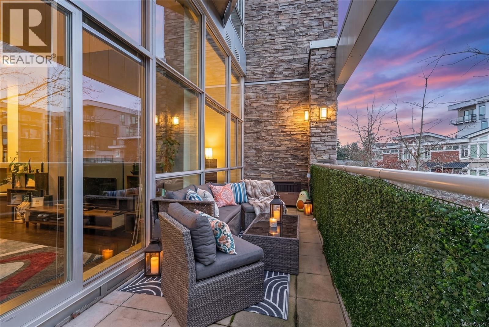 332 2745 Veterans Memorial Pkwy, Langford