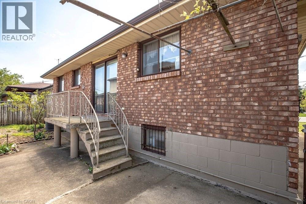 381 RED OAK Avenue, Stoney Creek, Ontario, L8E2C5 — Photo 10