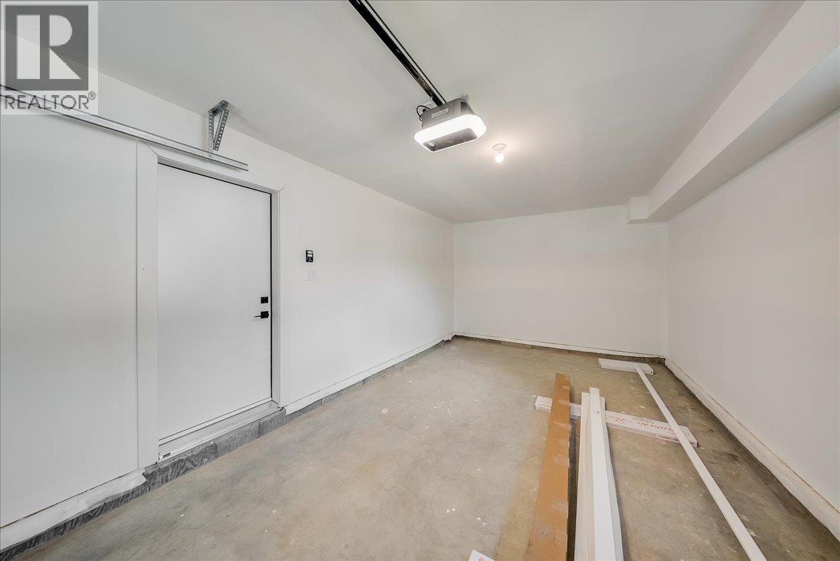 2808 1st Avenue - 34