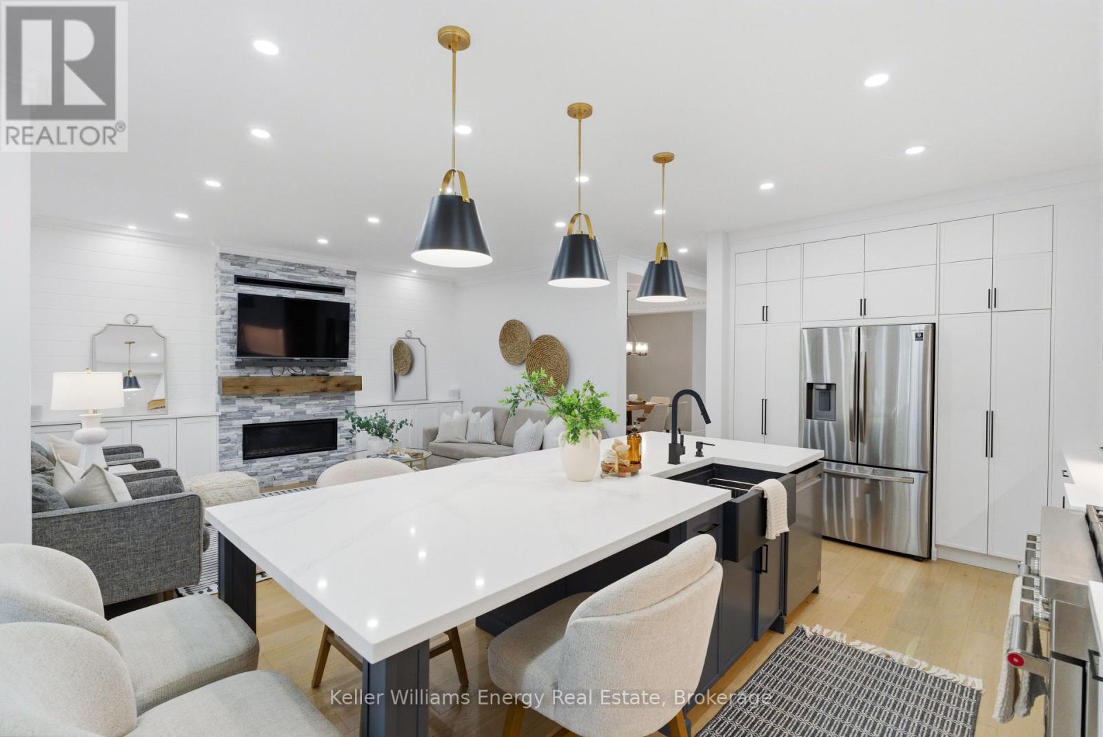 2019 ERIN GATE BOULEVARD - 10
