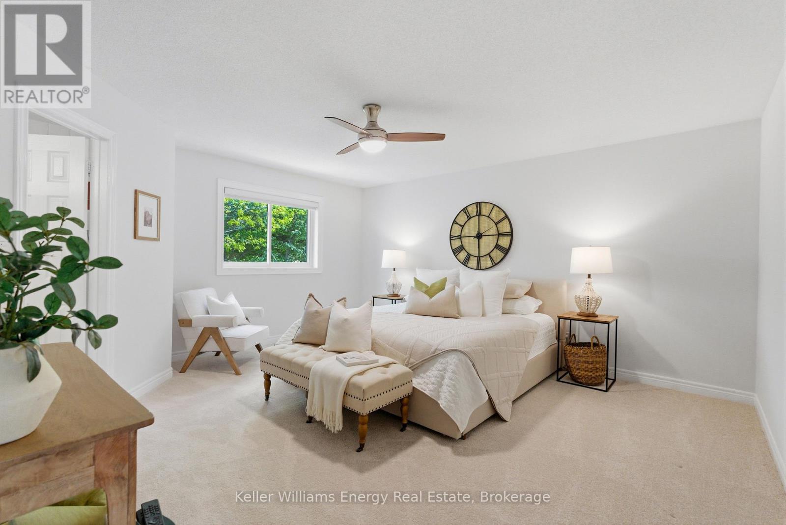 2019 ERIN GATE BOULEVARD - 25