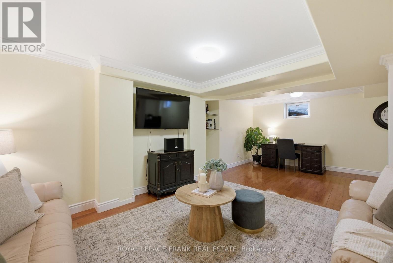 102 TELFORD STREET - 25