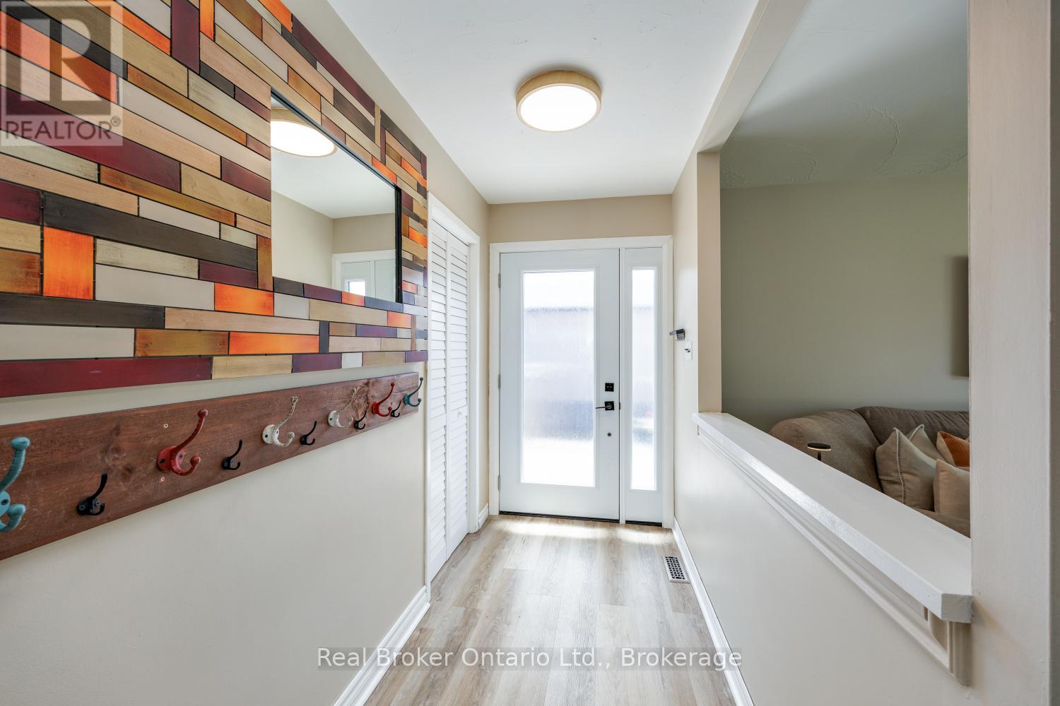 17 STRIKE AVENUE - 7
