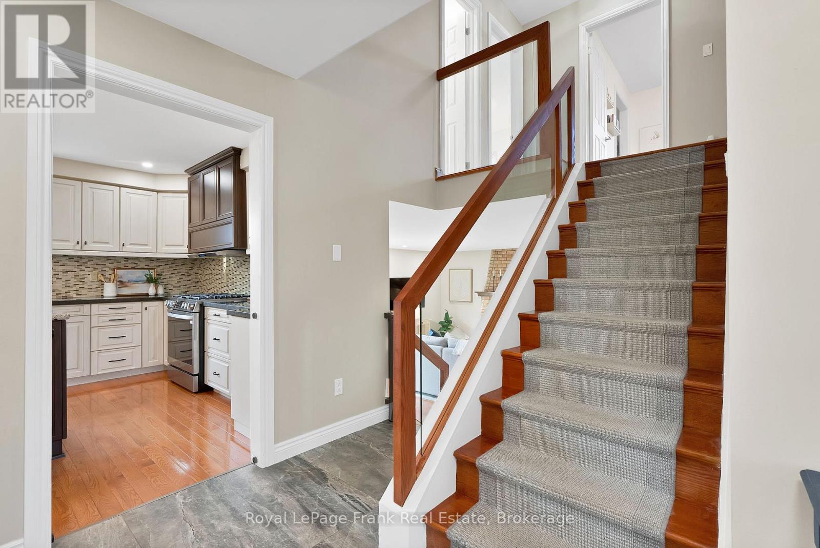 8 GAMRON AVENUE - 11