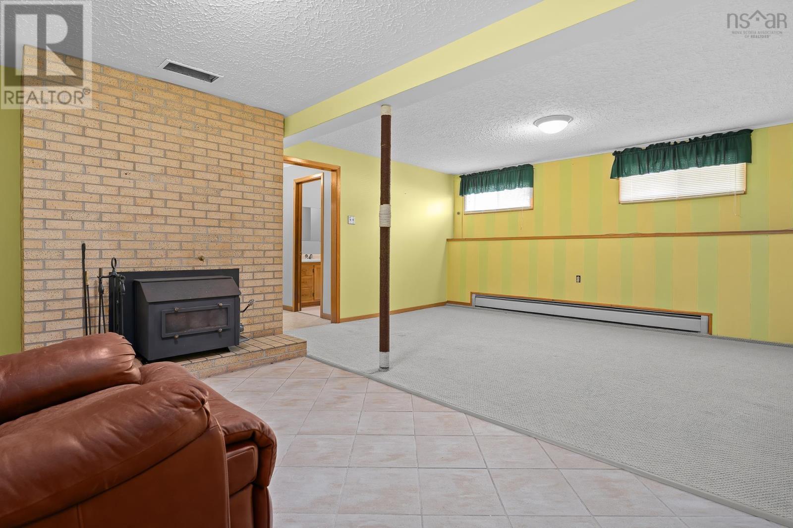 Property 24 of 49 of 249 Poplar Drive