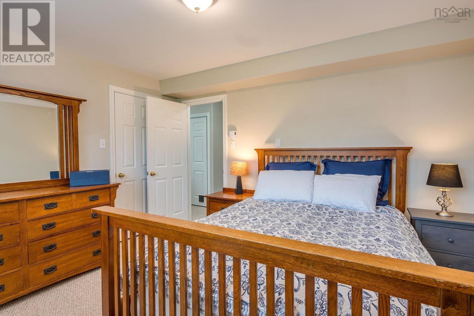 Property 2 of 25 of 18 Batten Crescent
