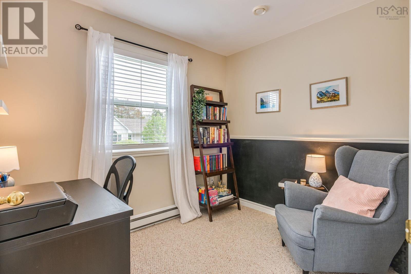 Property 17 of 25 of 18 Batten Crescent