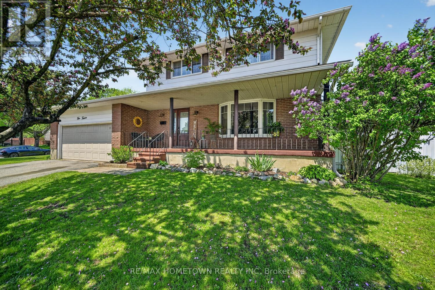 512 LAURIER BOULEVARD - Image 2